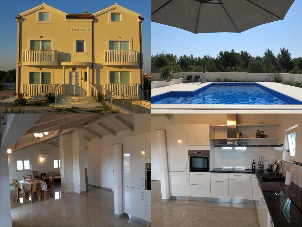 Villa Bachelor Vodice Exterior foto